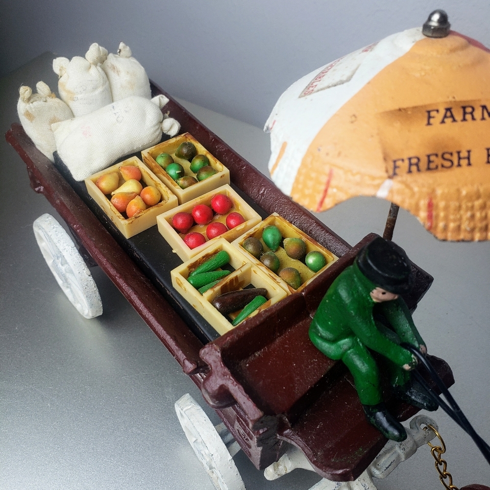 Vintage Cast Iron Horse and Wagon - Picture 2 of 8